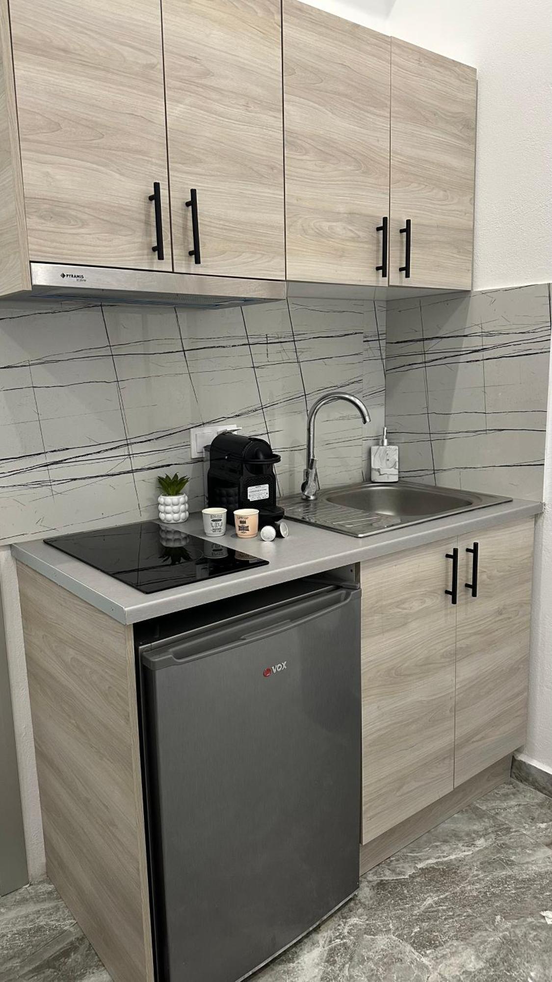 Pefki Apartments ลิเมนาเรีย ภายนอก รูปภาพ